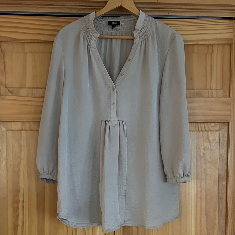 Mossimo Supply Co. Beige Smocked-Neck Henley Tunic
